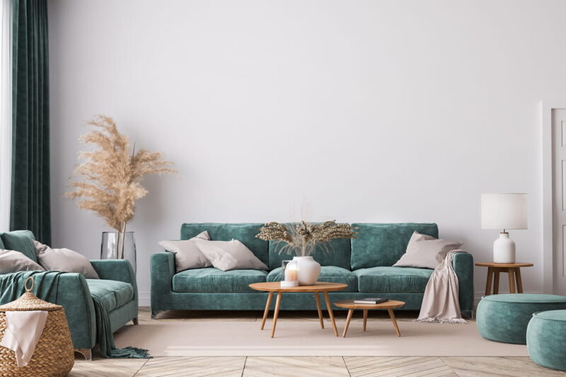 Comment associer un canapé avec des fauteuils de styles différents ?